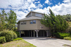 137, Sandpiper- Oceanside, Hot Tub, Close to Beach and Community Amenities!